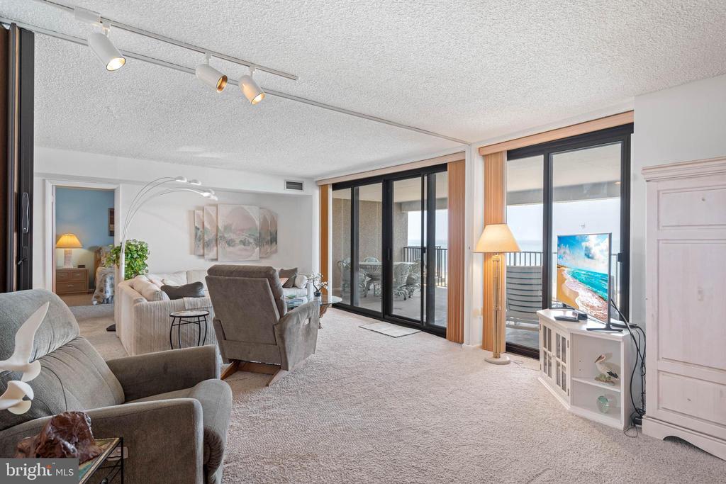 700C EDGEWATER HOUSE ROAD 700C