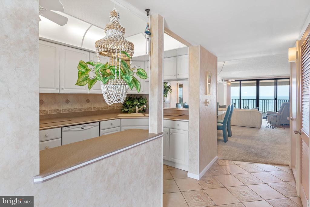 700C EDGEWATER HOUSE ROAD 700C