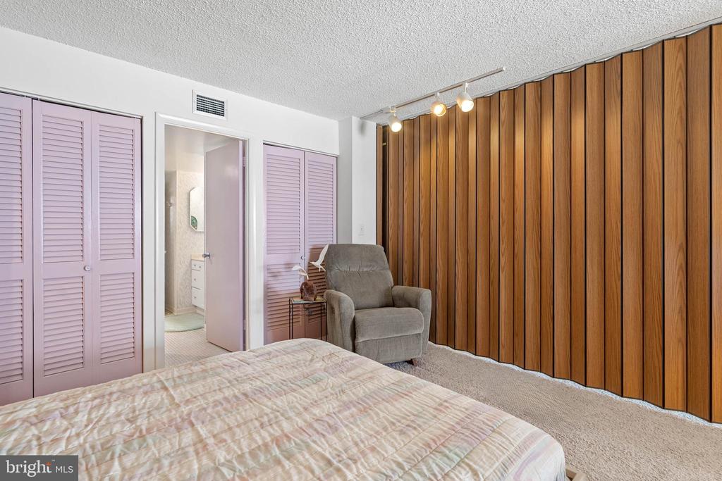 700C EDGEWATER HOUSE ROAD 700C