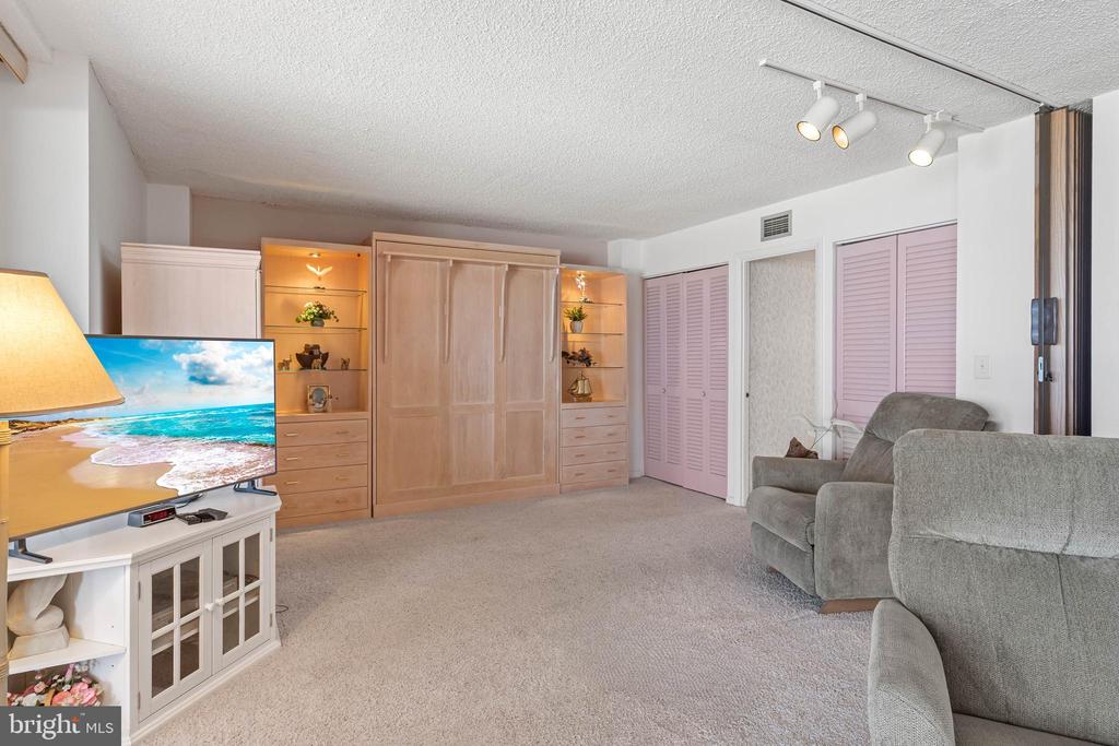 700C EDGEWATER HOUSE ROAD 700C