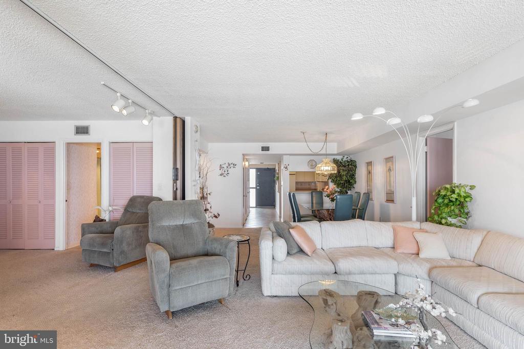 700C EDGEWATER HOUSE ROAD 700C