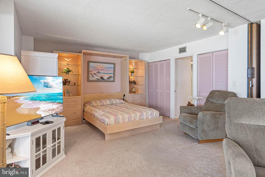 700C EDGEWATER HOUSE ROAD 700C