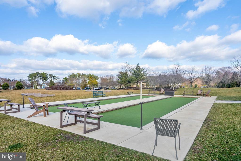 38555 GOLDFINCH LANE