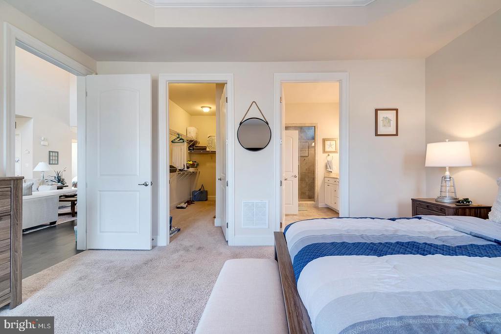 38555 GOLDFINCH LANE