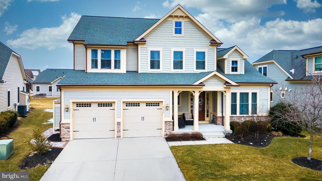 38555 GOLDFINCH LANE