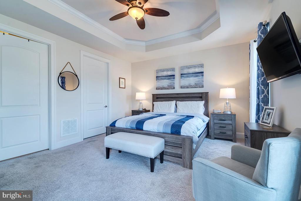 38555 GOLDFINCH LANE