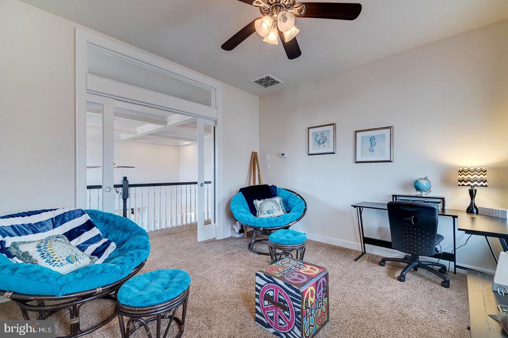 38555 GOLDFINCH LANE