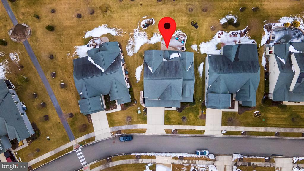 38555 GOLDFINCH LANE