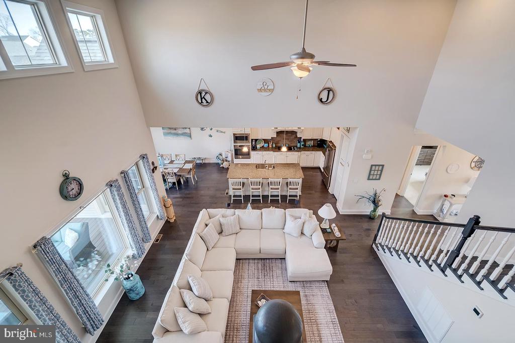38555 GOLDFINCH LANE