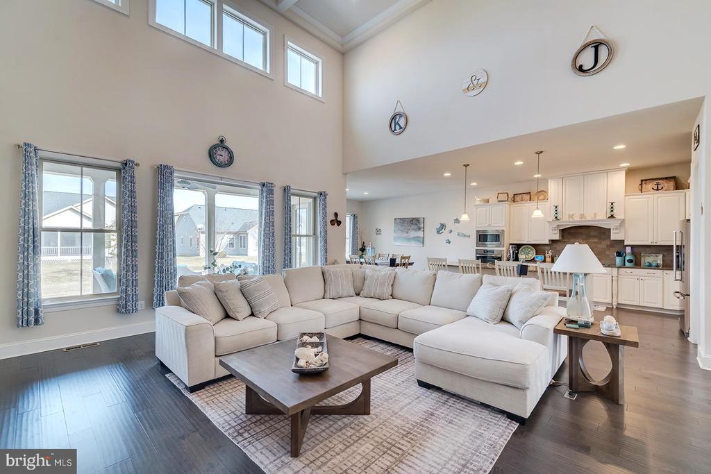 38555 GOLDFINCH LANE