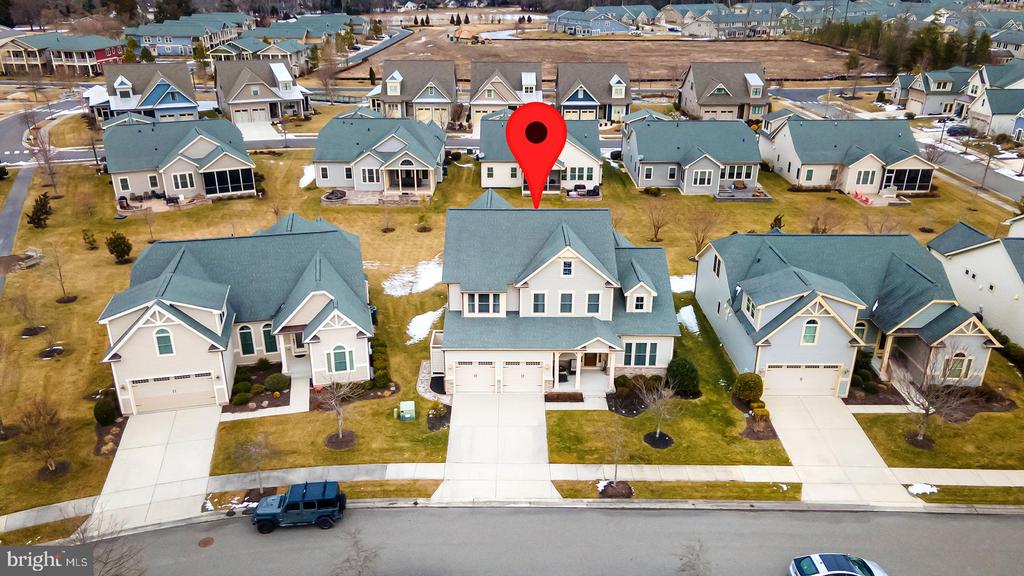 38555 GOLDFINCH LANE