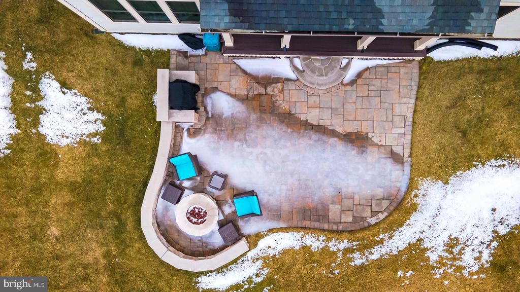 38555 GOLDFINCH LANE