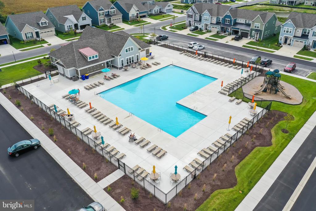 33285 LONE CEDAR LANDING