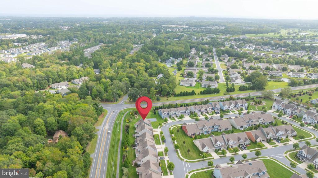 33285 LONE CEDAR LANDING