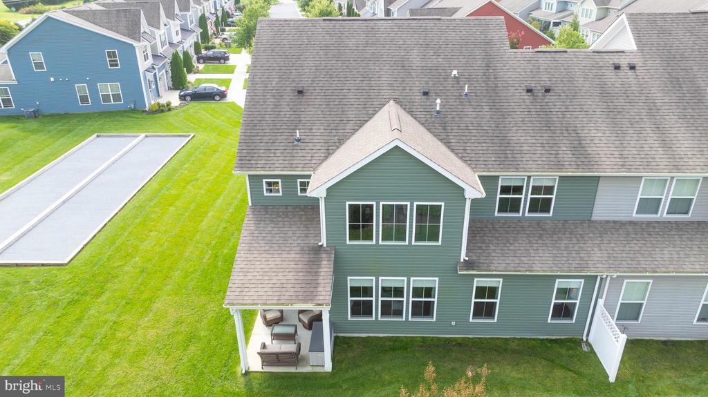 33285 LONE CEDAR LANDING