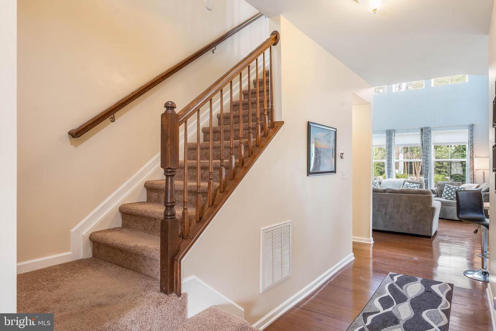 33285 LONE CEDAR LANDING