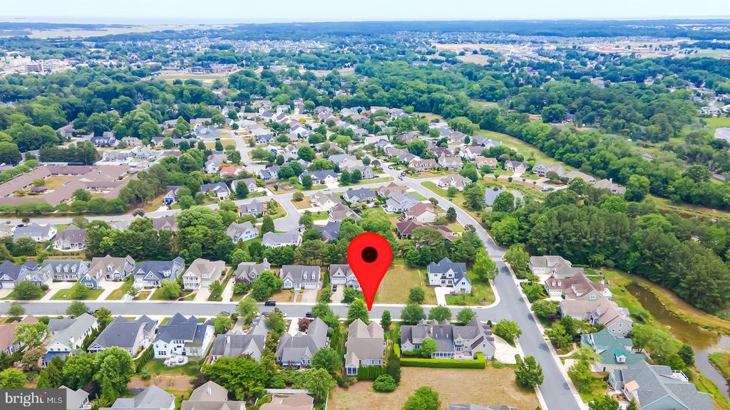 322 CAPTAINS CIRCLE