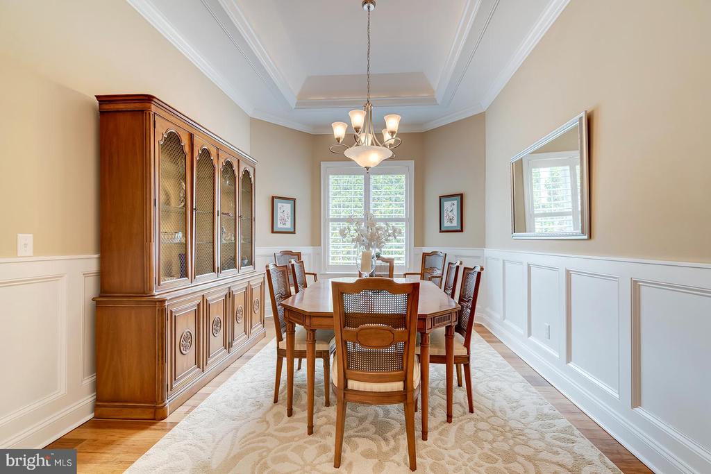 322 CAPTAINS CIRCLE