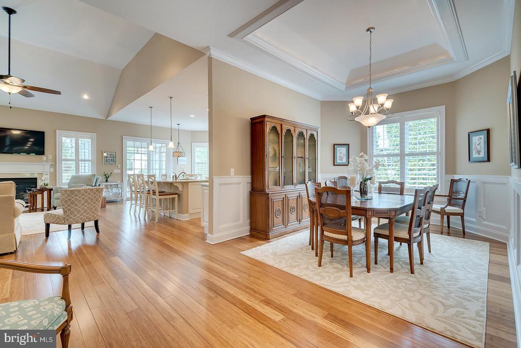 322 CAPTAINS CIRCLE