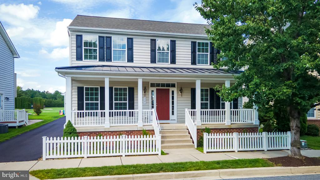 327 CARLTON DRIVE