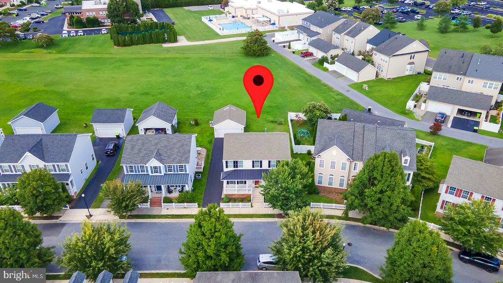 327 CARLTON DRIVE