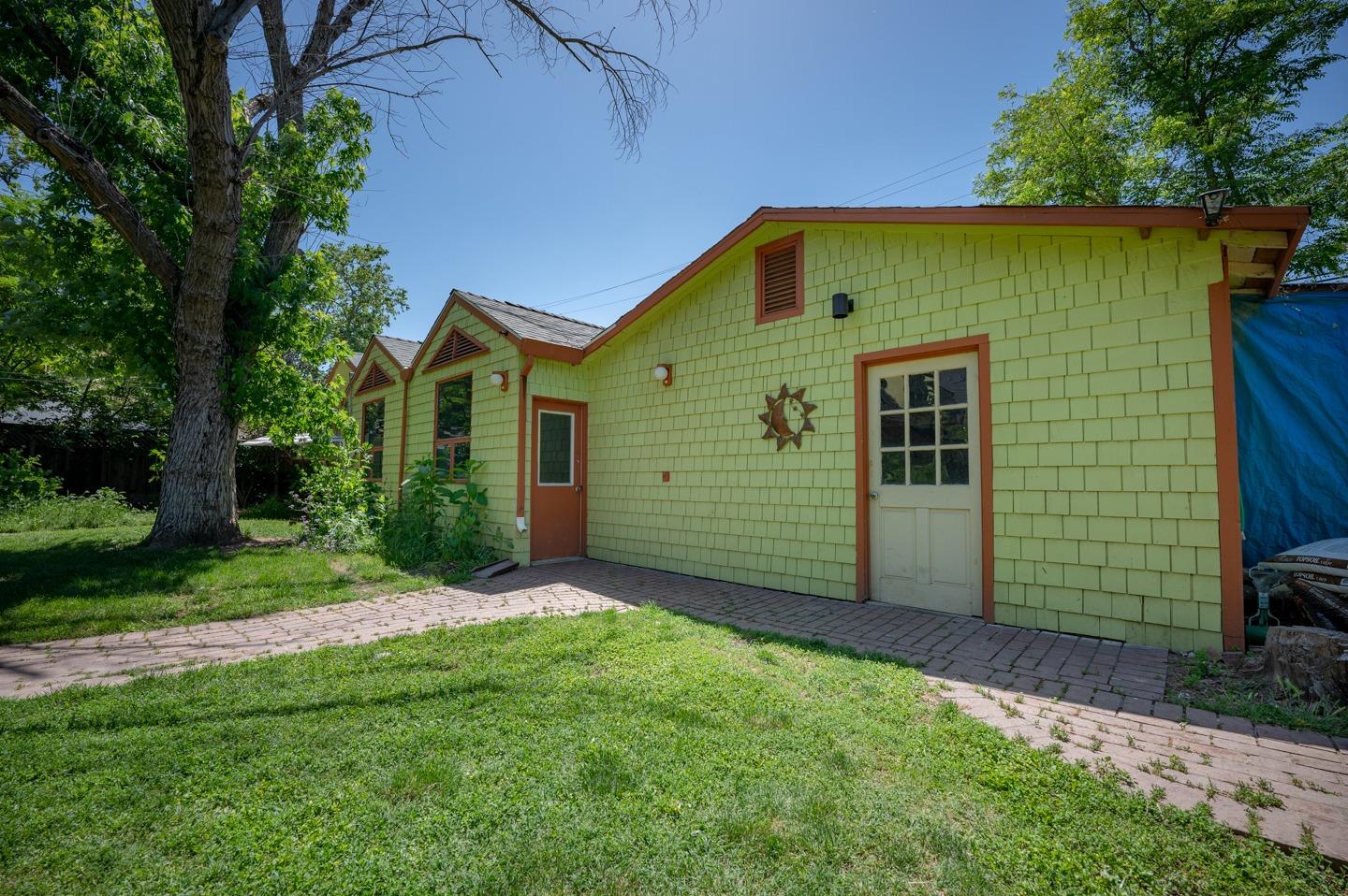 1114 H Street