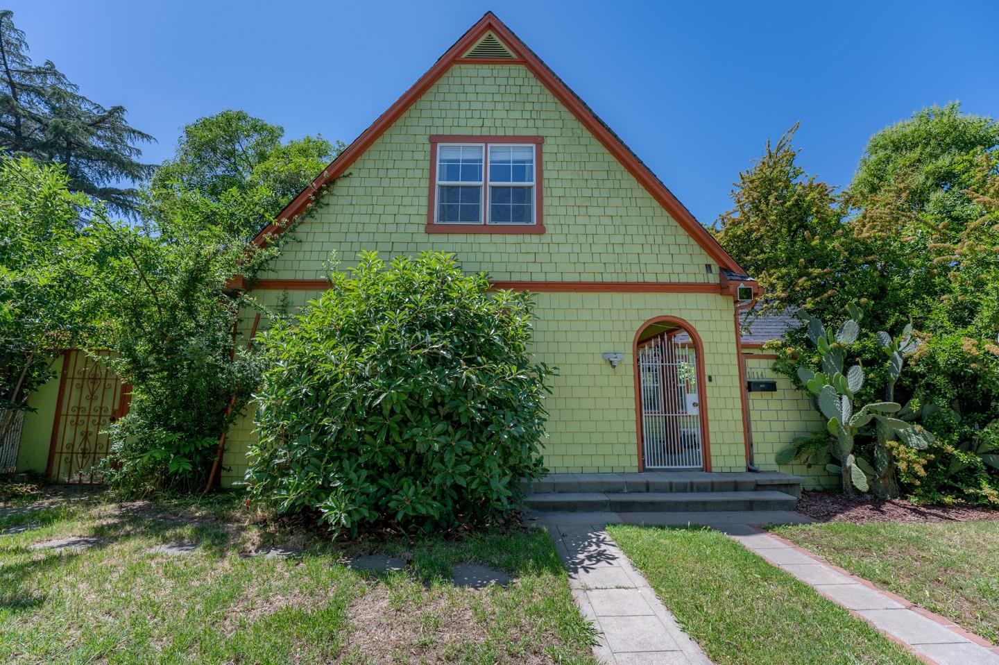 1114 H Street