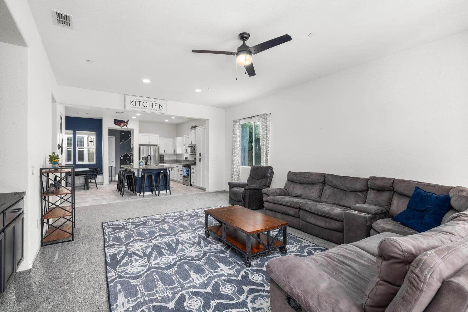 250 Bella Flora Lane