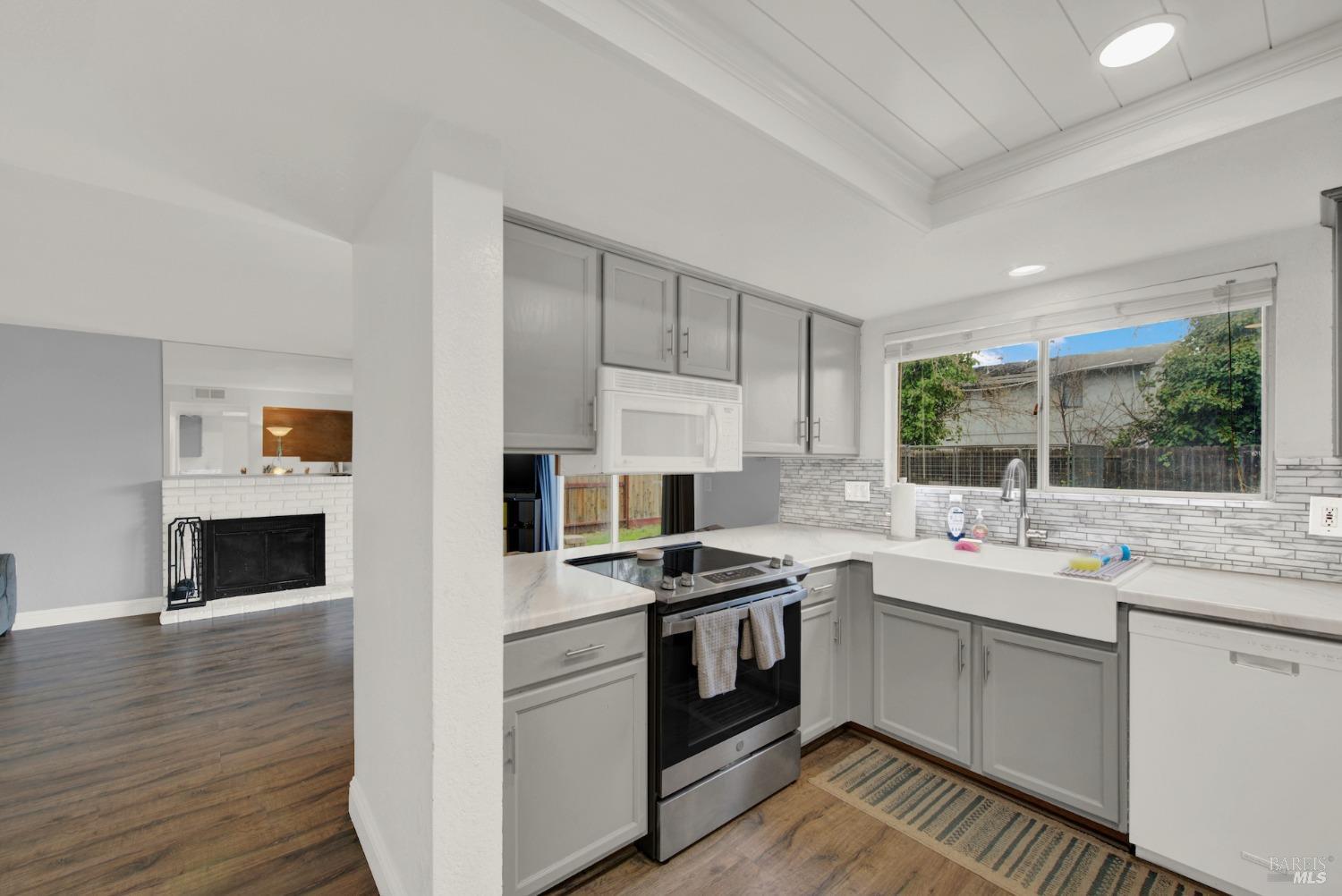 354 Woodhaven Dr