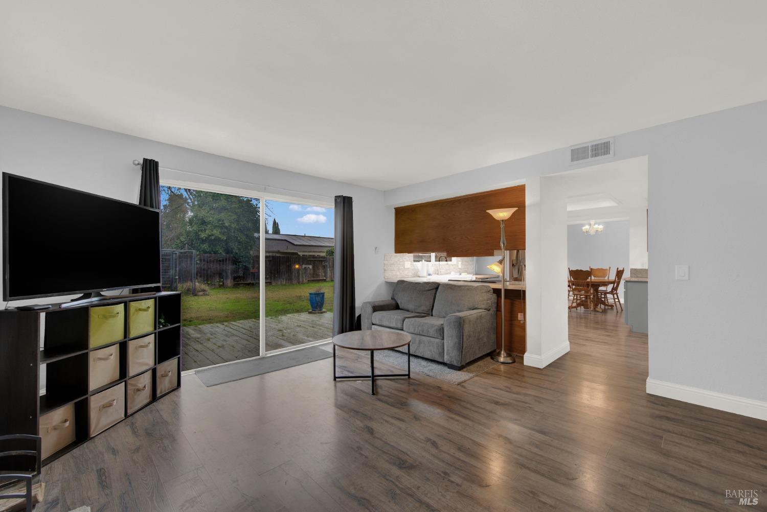 354 Woodhaven Dr