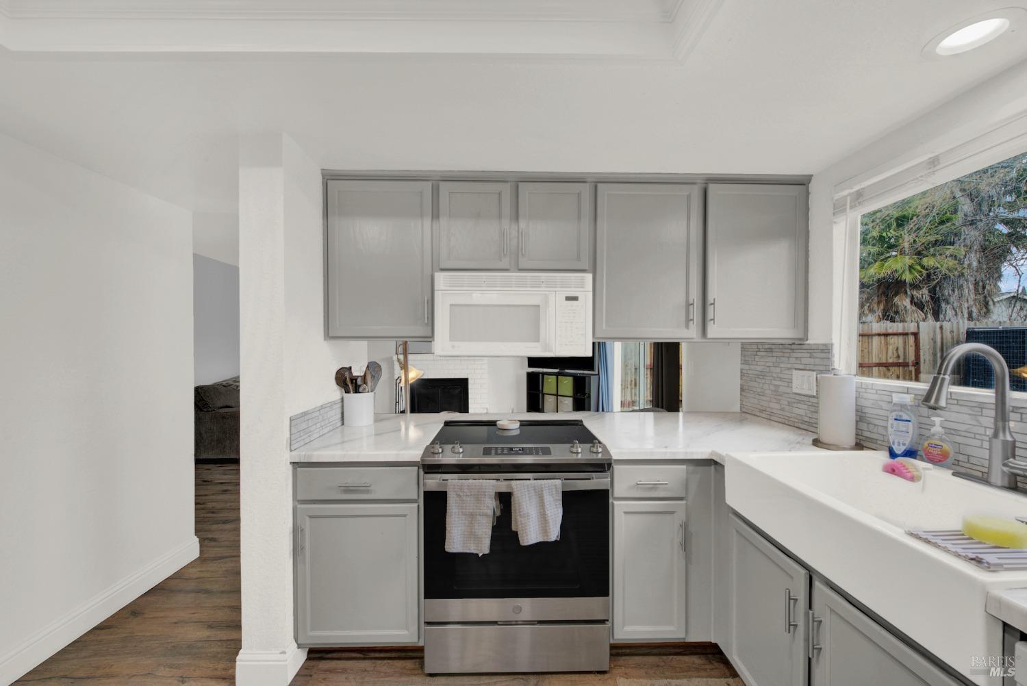 354 Woodhaven Dr