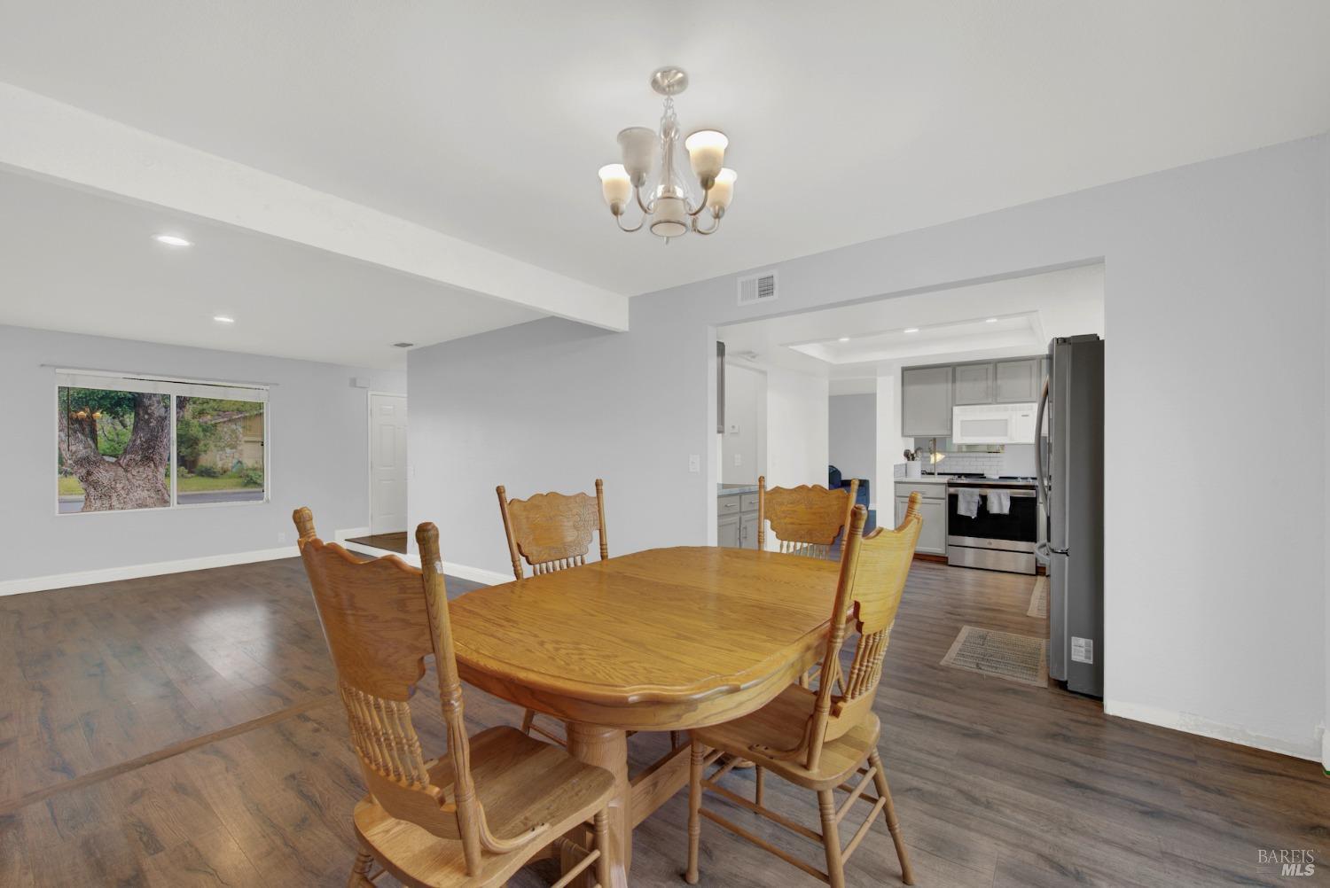 354 Woodhaven Dr