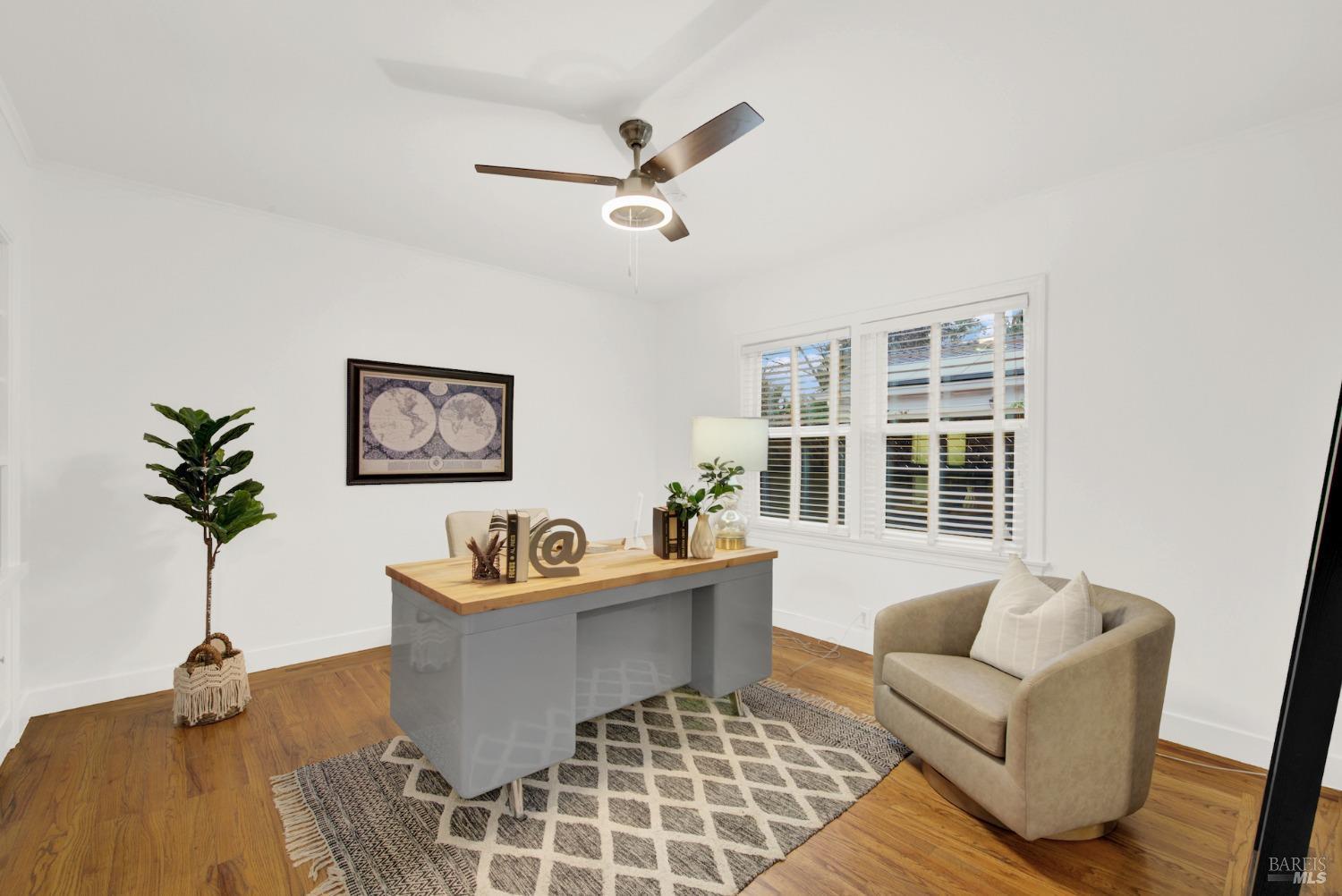 323 Buck Ave