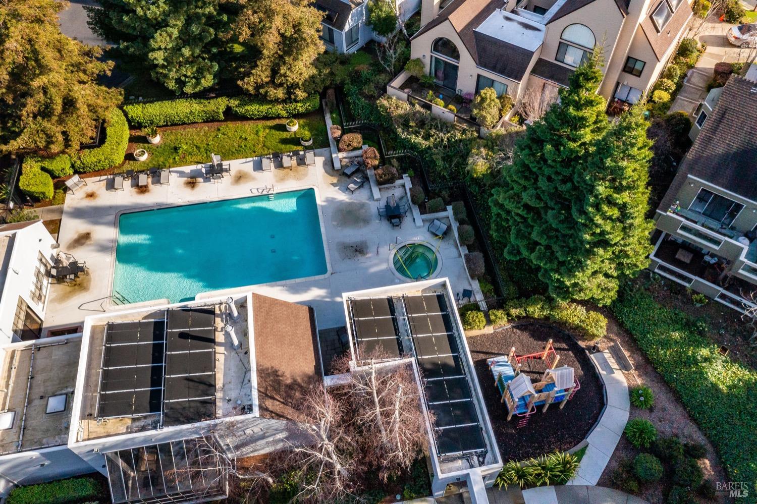 3753 Stoneglen North