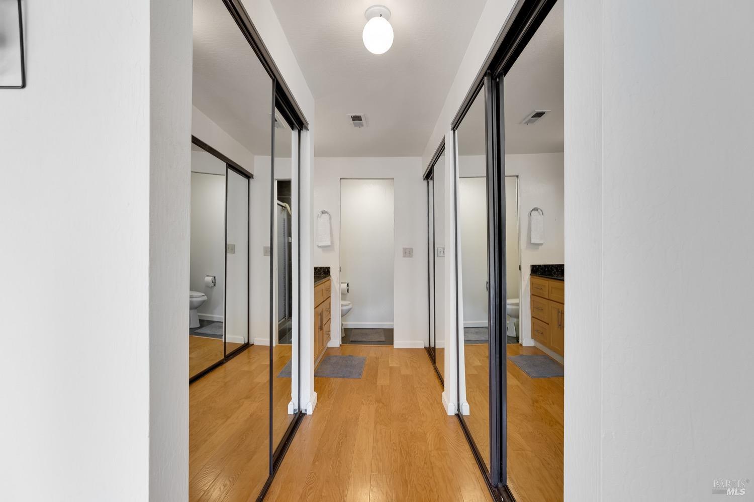 3753 Stoneglen North