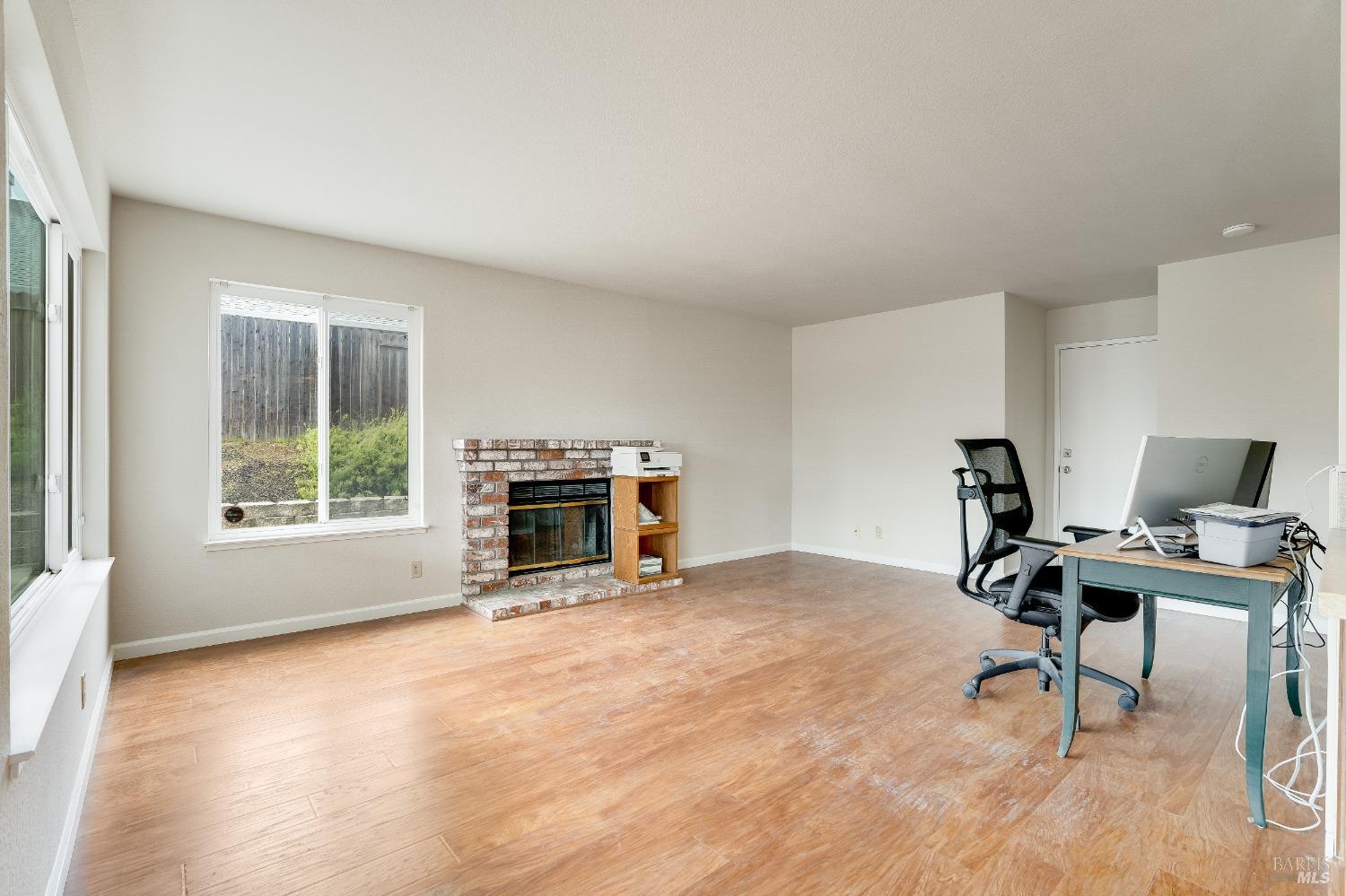 560 Daffodil Dr