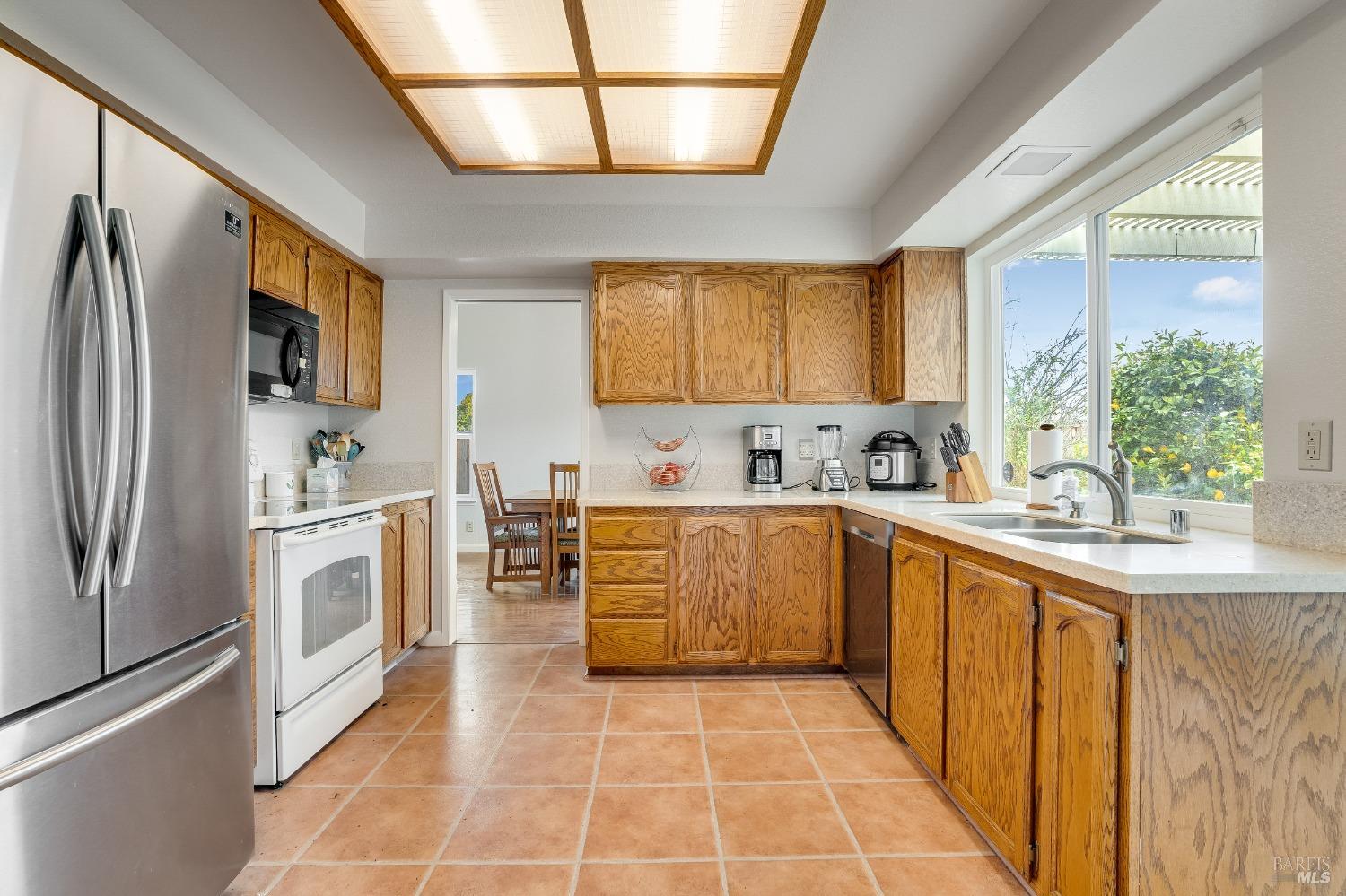 560 Daffodil Dr