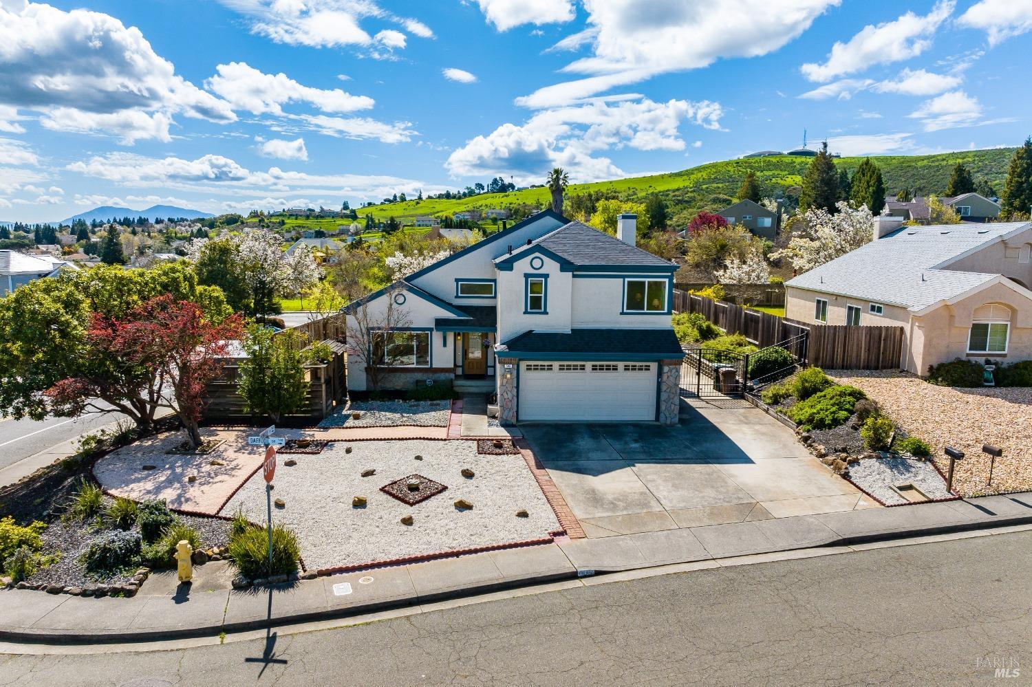 560 Daffodil Dr
