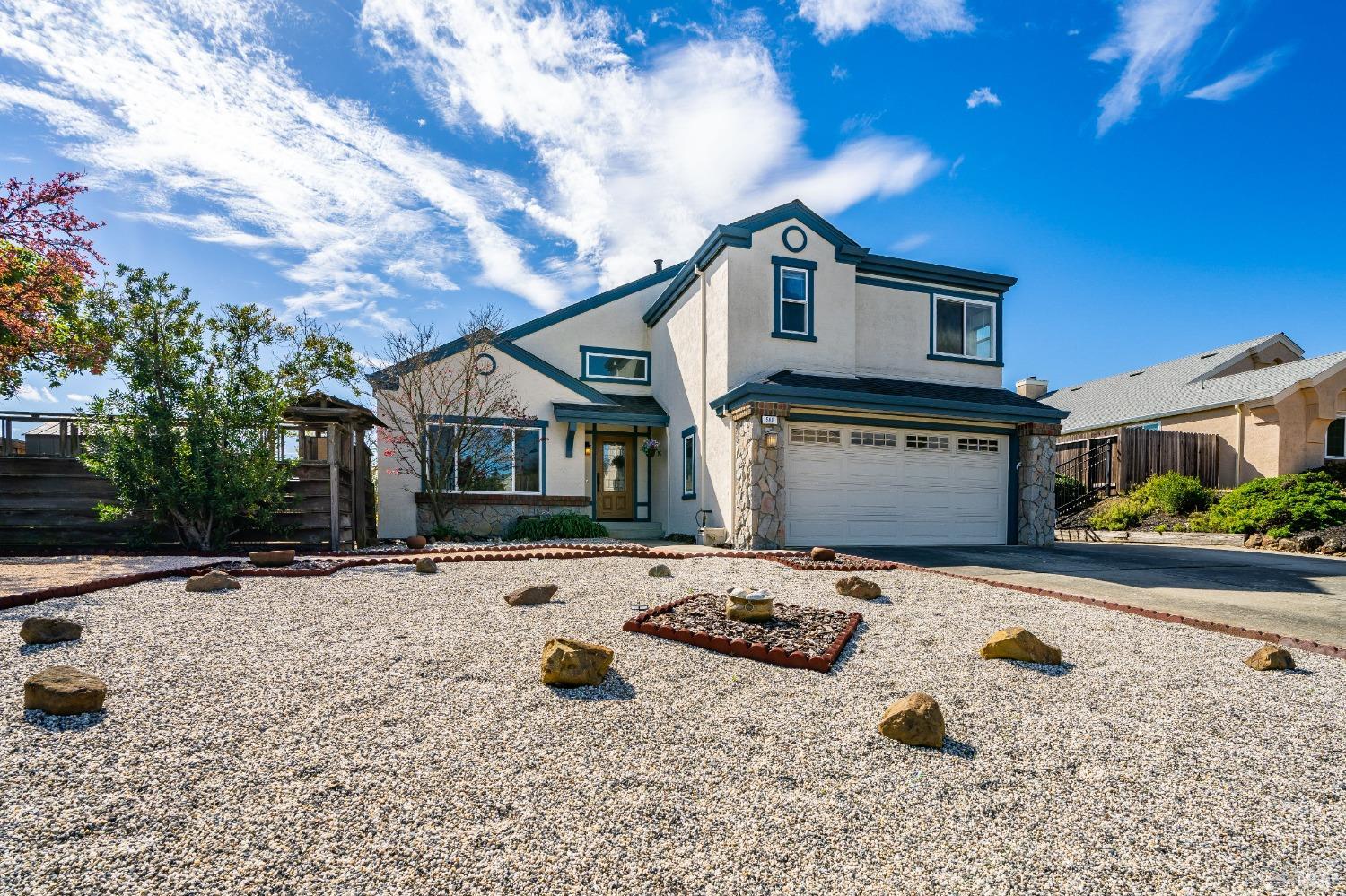 560 Daffodil Dr
