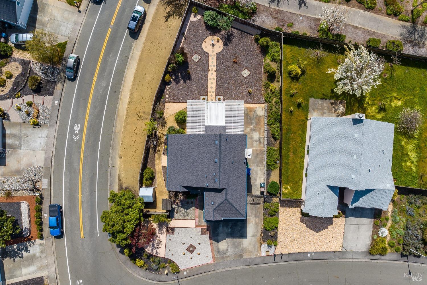 560 Daffodil Dr