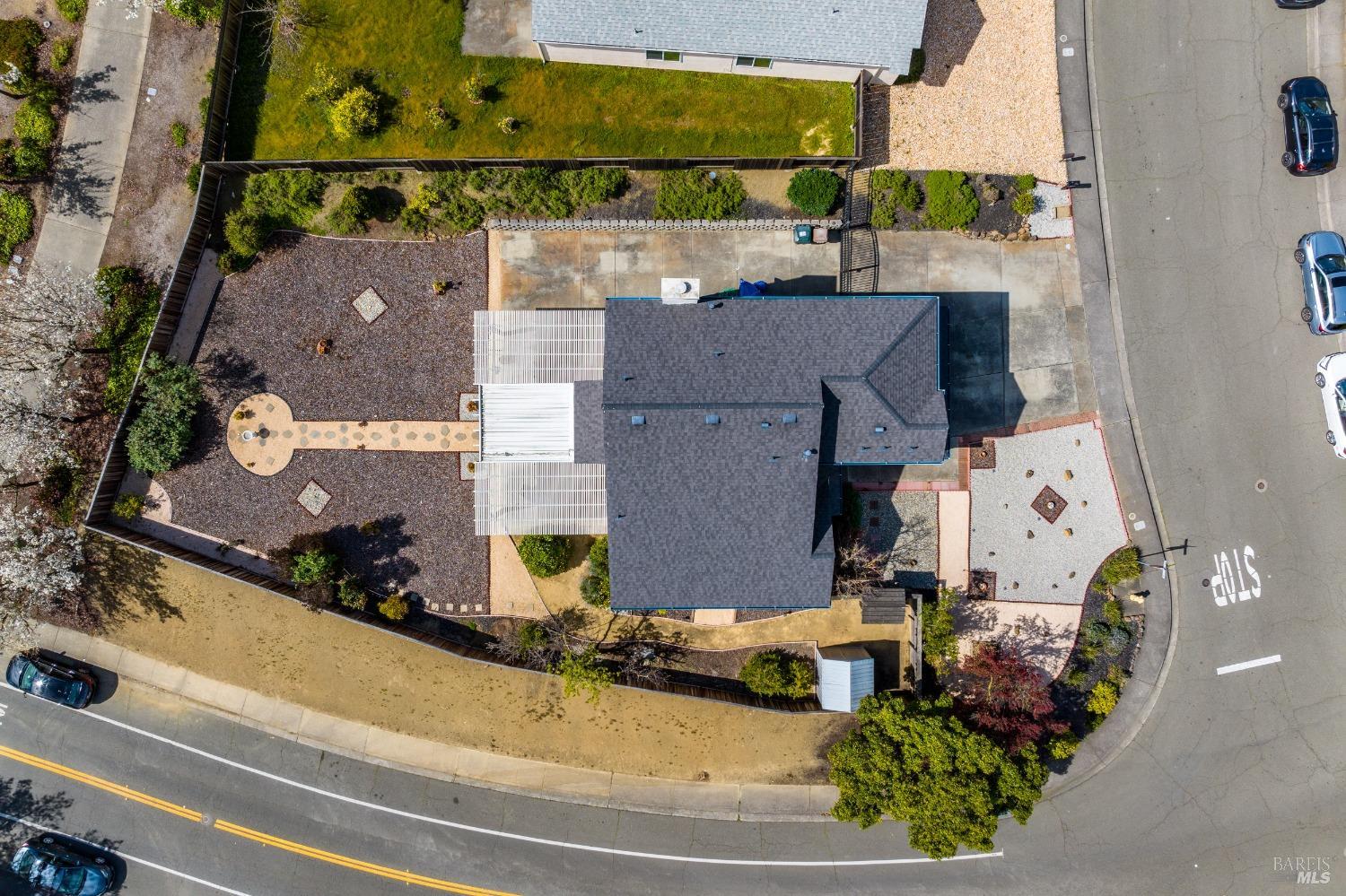 560 Daffodil Dr