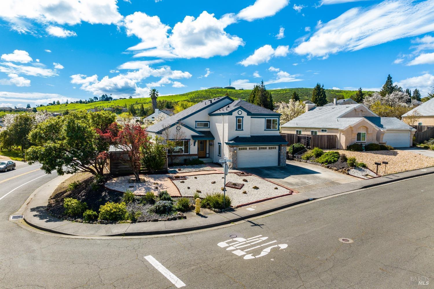560 Daffodil Dr