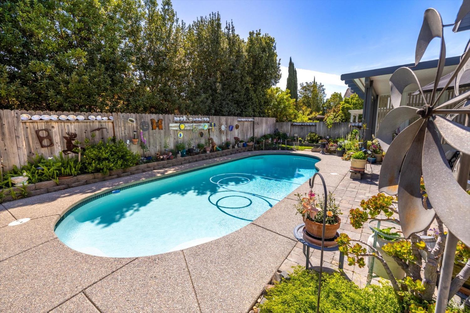 997 Chalice Ct