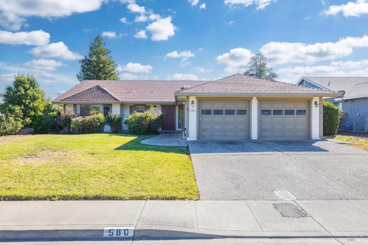 580 Yellowstone Dr