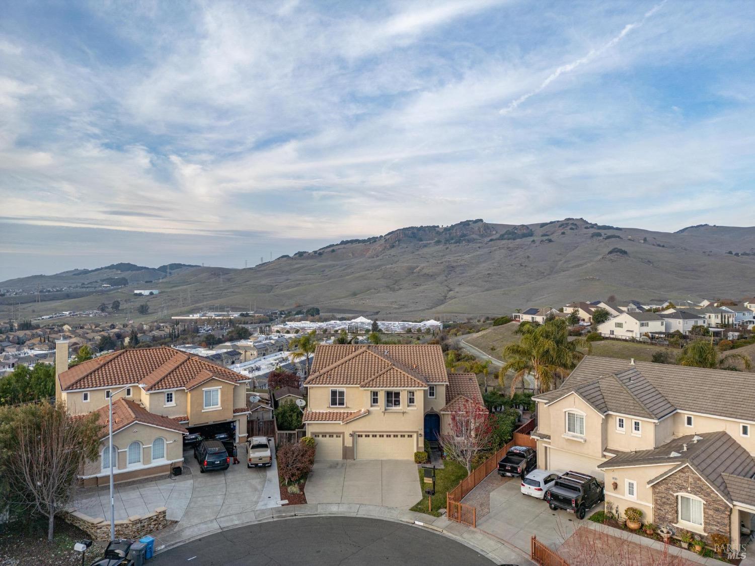 3915 Glacier Ct