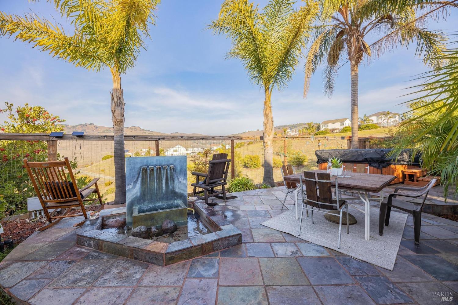 3915 Glacier Ct
