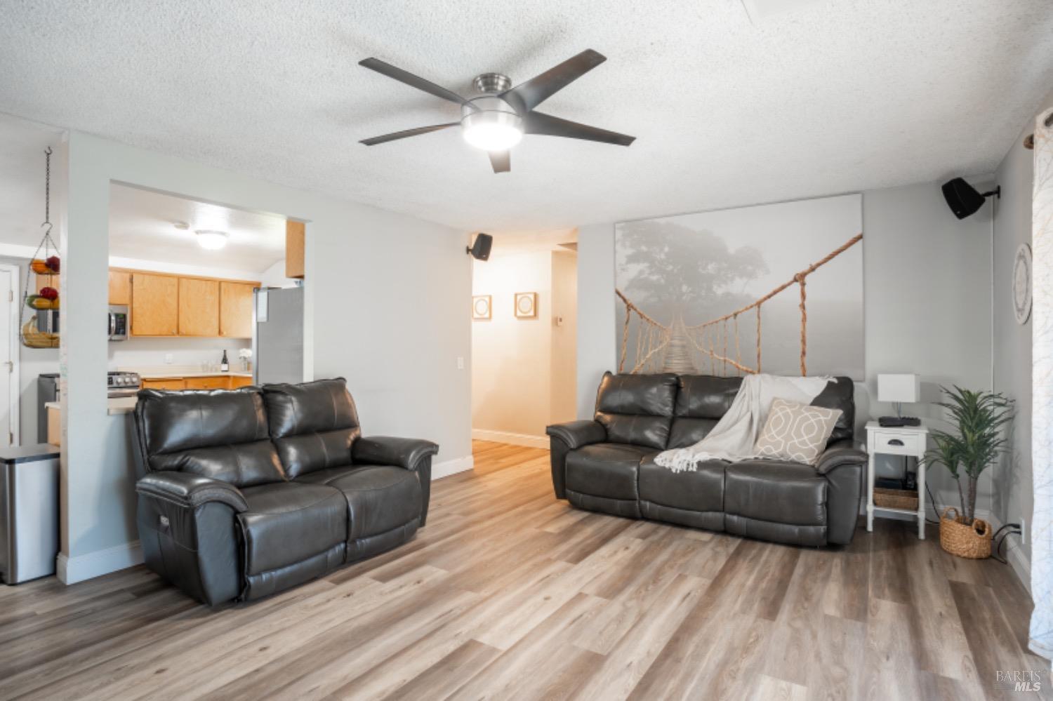 1229 Alderwood Way