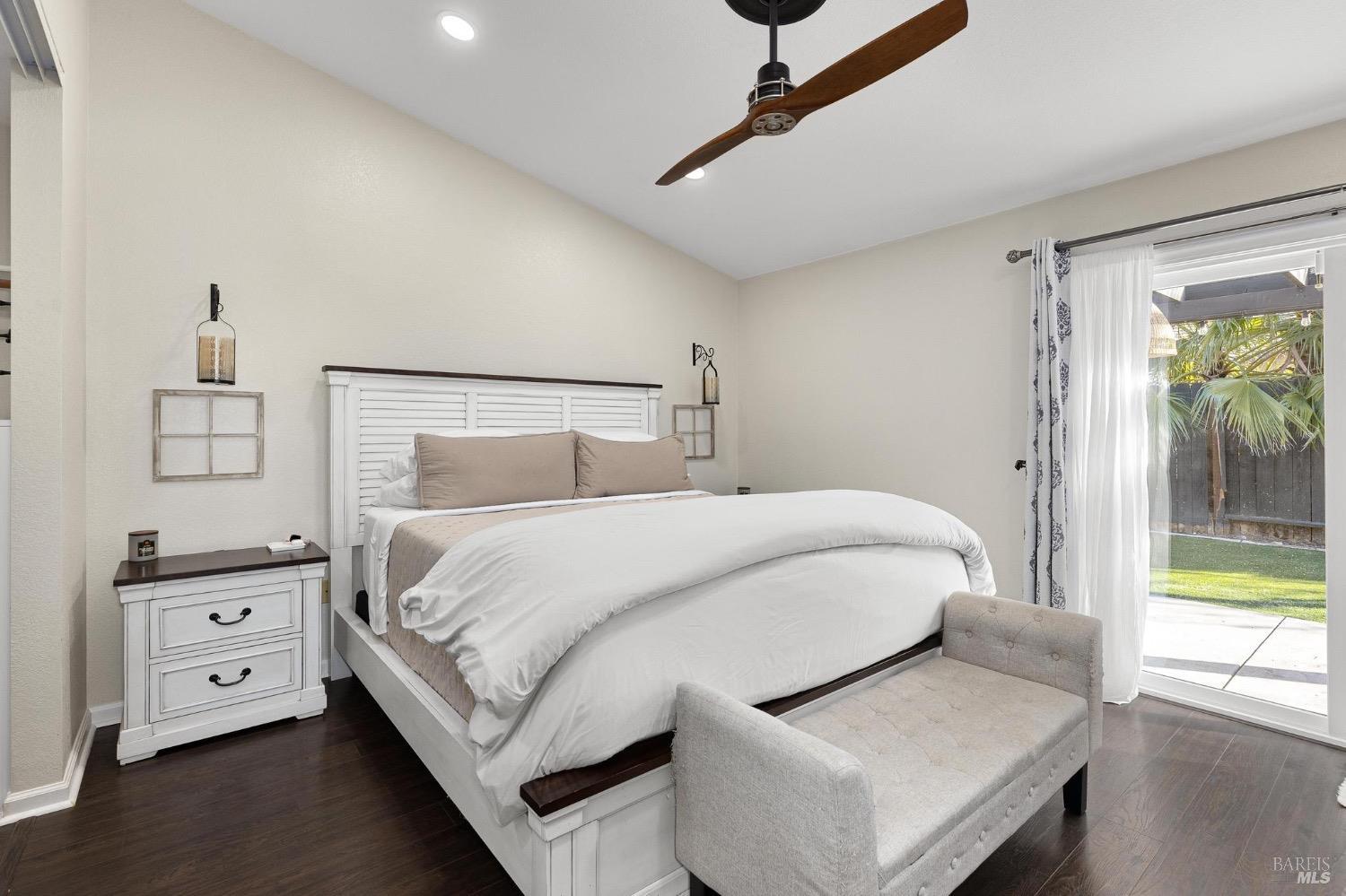 1868 Quail Meadows Cir