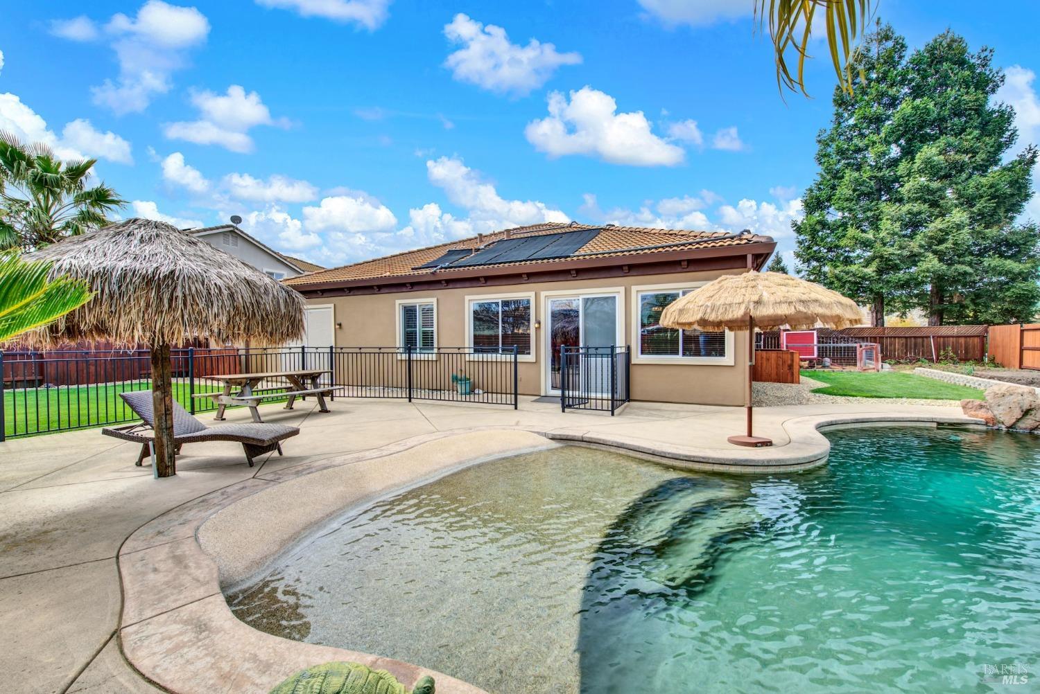 1025 Crystal Springs Dr