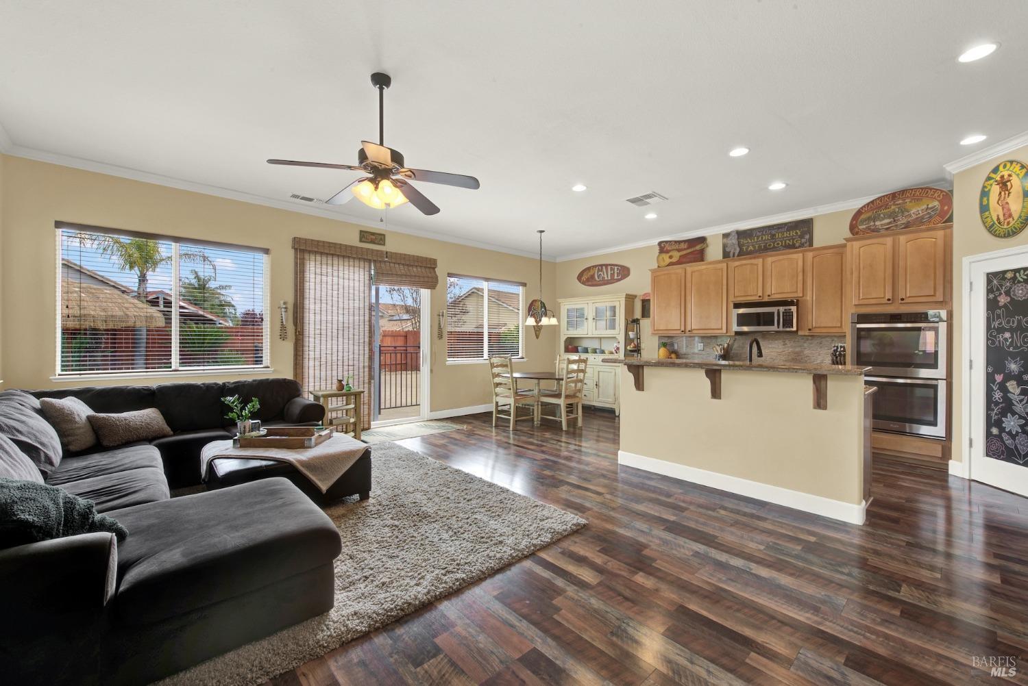 1025 Crystal Springs Dr